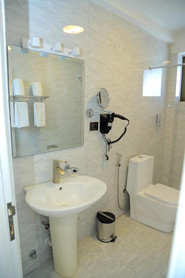 Abat Guest House アジス・アベバ エクステリア 写真