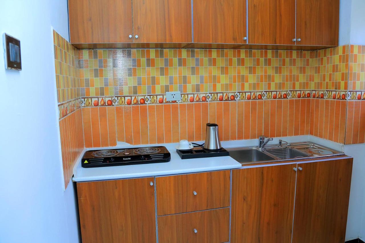 Abat Guest House アジス・アベバ エクステリア 写真