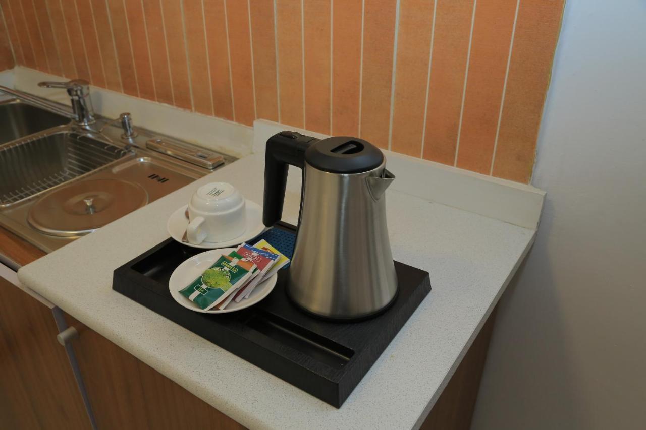 Abat Guest House アジス・アベバ エクステリア 写真