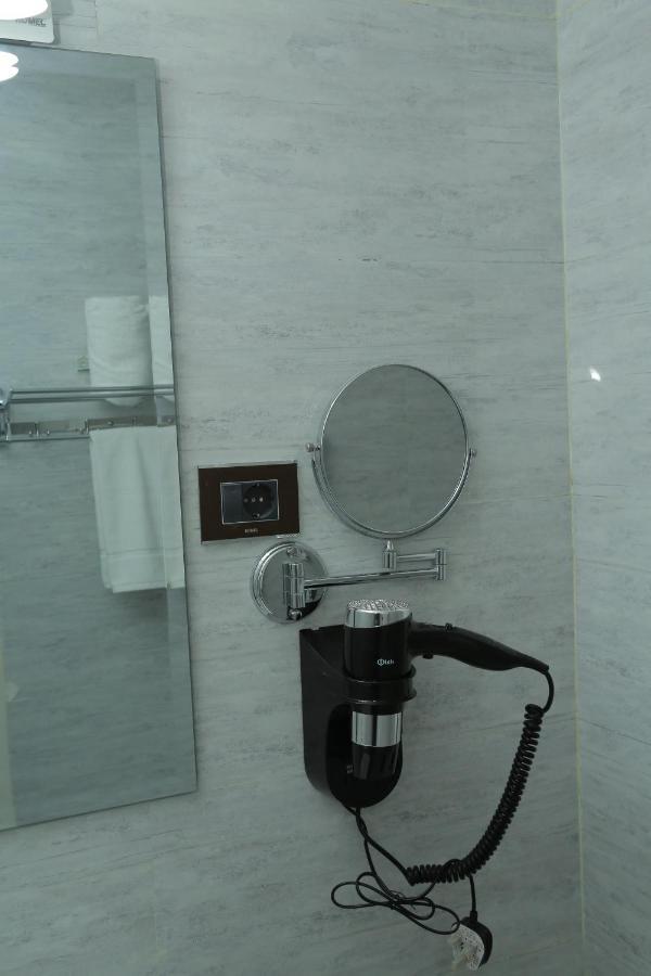 Abat Guest House アジス・アベバ エクステリア 写真